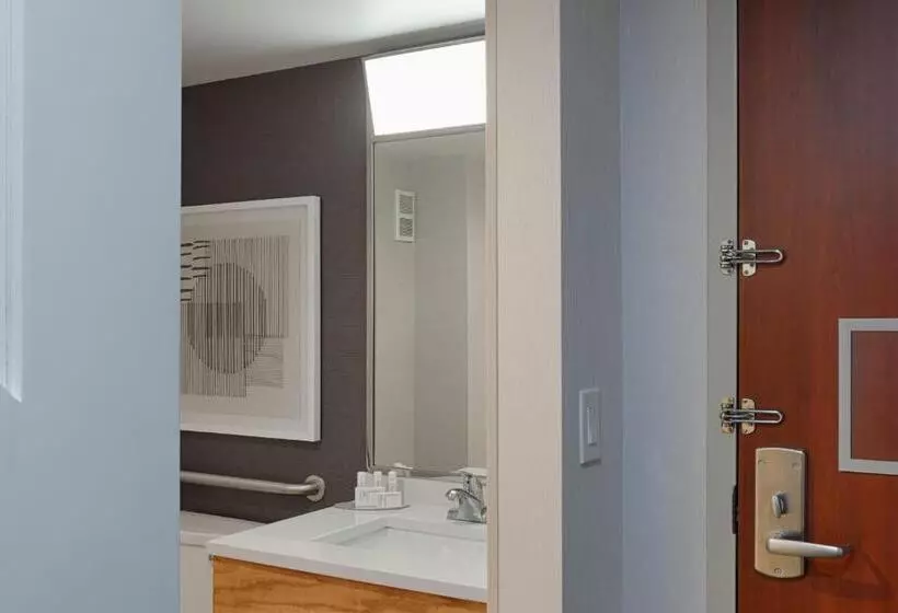 ２ベッドスイートルーム, Courtyard By Marriott Springfield Downtown