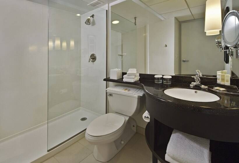 스탠다드 룸, Crowne Plaza Suffern Mahwah, An Ihg