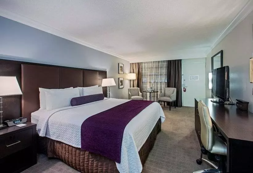 プレミアムルーム, Crowne Plaza Suffern Mahwah, An Ihg