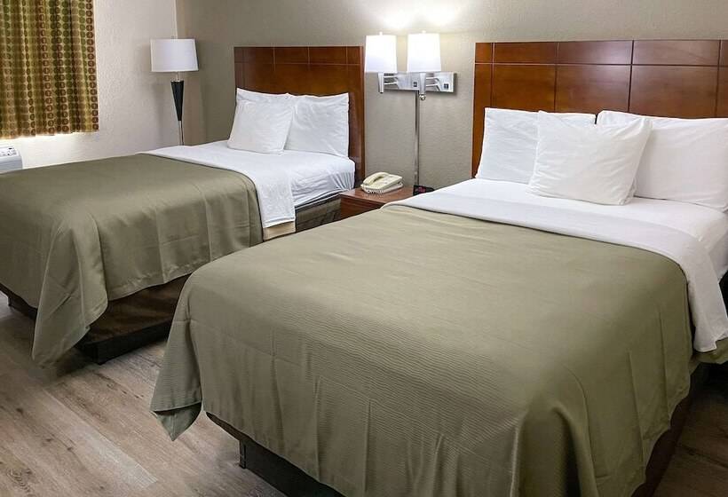 غرفه قياسيه سريرين مزدوجين, Econo Lodge Cartersvilleemerson Lake Point