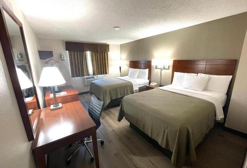 غرفه قياسيه سريرين مزدوجين, Econo Lodge Cartersvilleemerson Lake Point