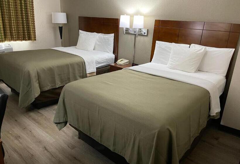 غرفه قياسيه سريرين مزدوجين, Econo Lodge Cartersvilleemerson Lake Point