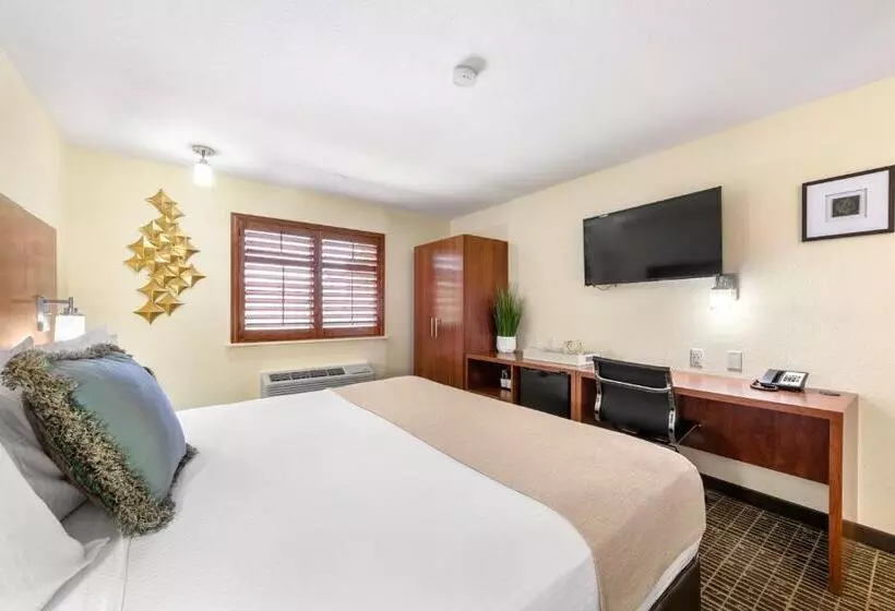 اتاق لوکس با تخت بزرگ, Ellis Island Hotel Casino & Brewery