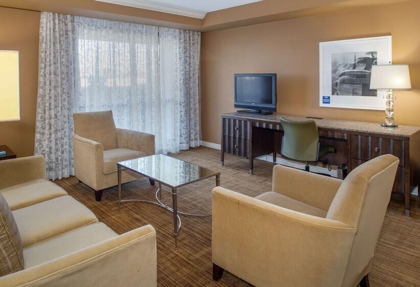 デラックススイート, Hilton St. Louis Airport