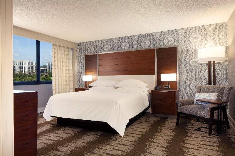 חדר סטנדרט עם מיטת קינג, Hilton Tampa Airport Westshore