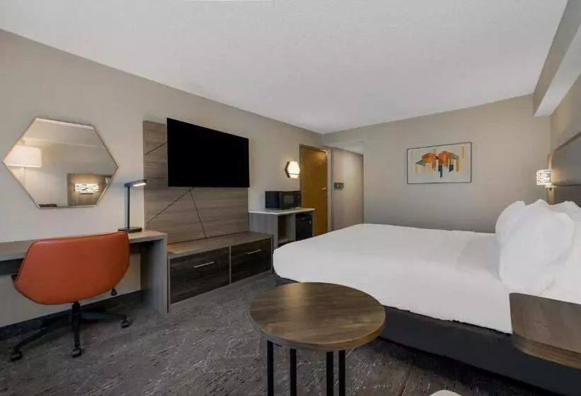 身障者適用スイートルーム, Holiday Inn Express Hotels  Hampton, An Ihg