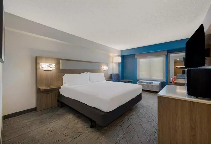 身障者適用スイートルーム, Holiday Inn Express Hotels  Hampton, An Ihg