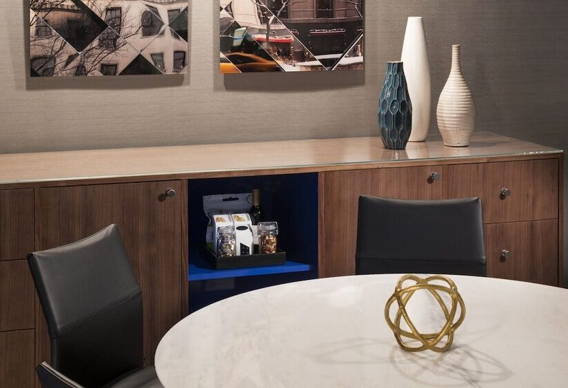 سوییت اجرایی, Le Méridien Chicago  Oakbrook Center