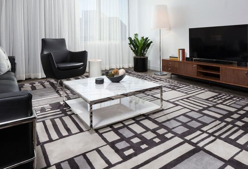 سوییت اجرایی, Le Méridien Chicago  Oakbrook Center