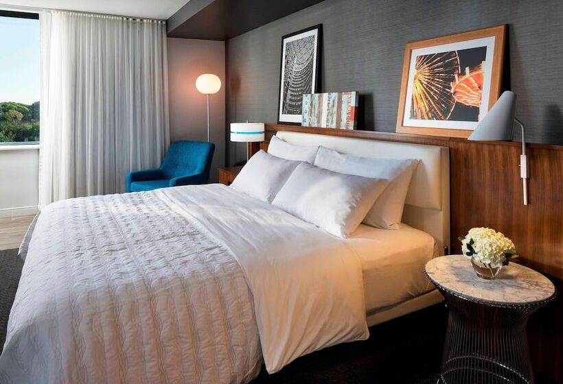 سوییت اجرایی, Le Méridien Chicago  Oakbrook Center