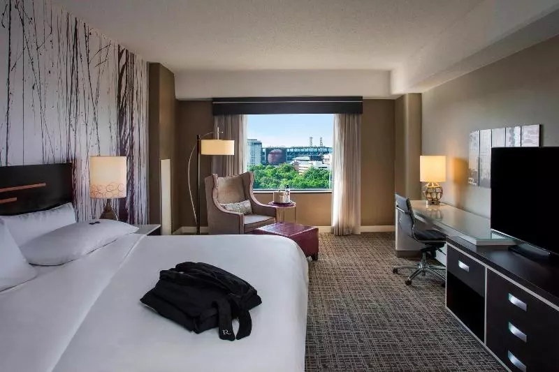 キングサイズベッドのクラブルーム, Renaissance Atlanta Waverly Hotel & Convention Center