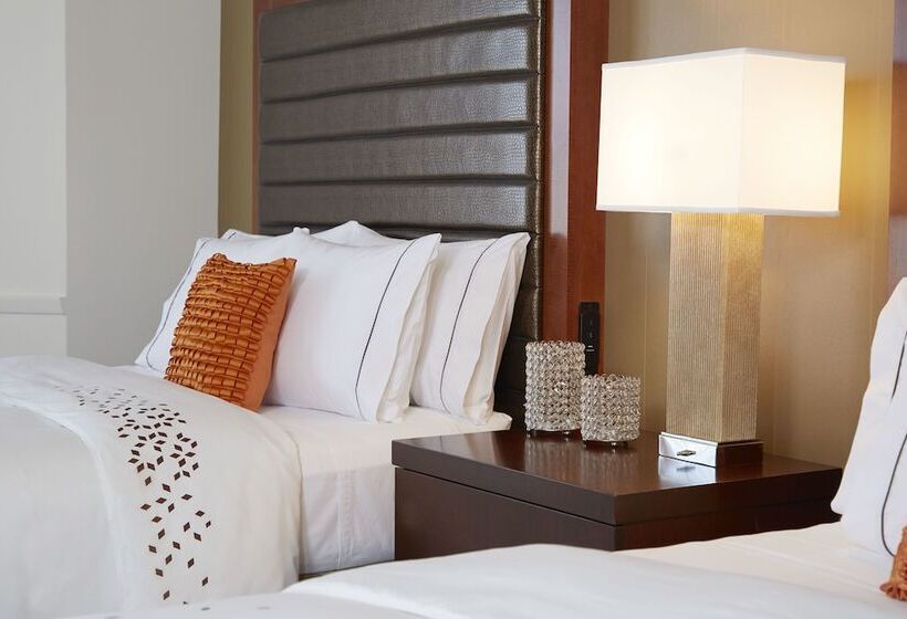 클럽 룸, Renaissance St. Louis Airport