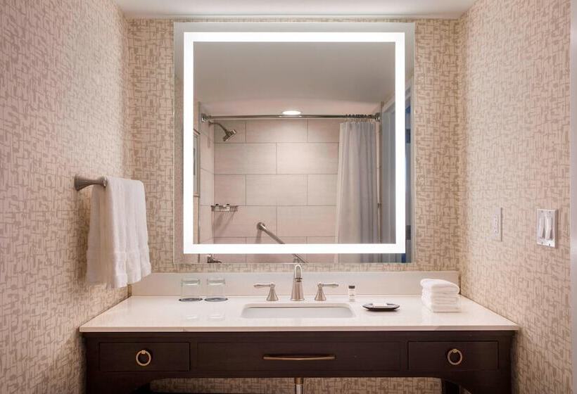 Номер Клуб, Sheraton Mahwah