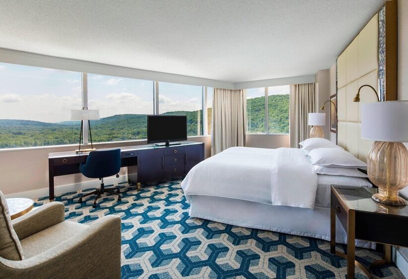 Номер Клуб, Sheraton Mahwah