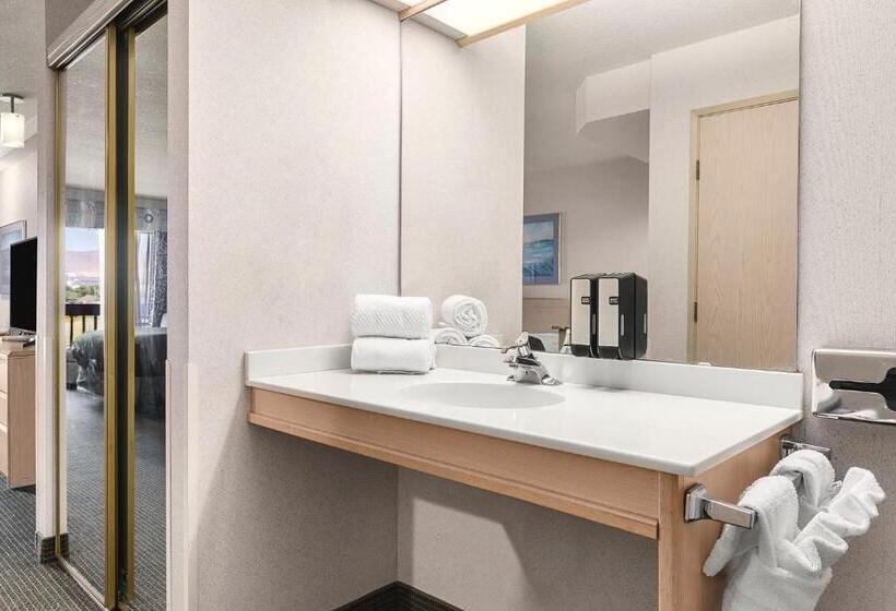 Люкс Адаптированный для Инвалидов, Columbia River Hotel, Ascend Hotel Collection
