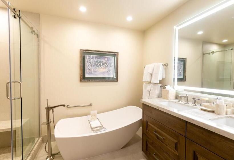 Номер Deluxe, Stein Eriksen Lodge Deer Valley
