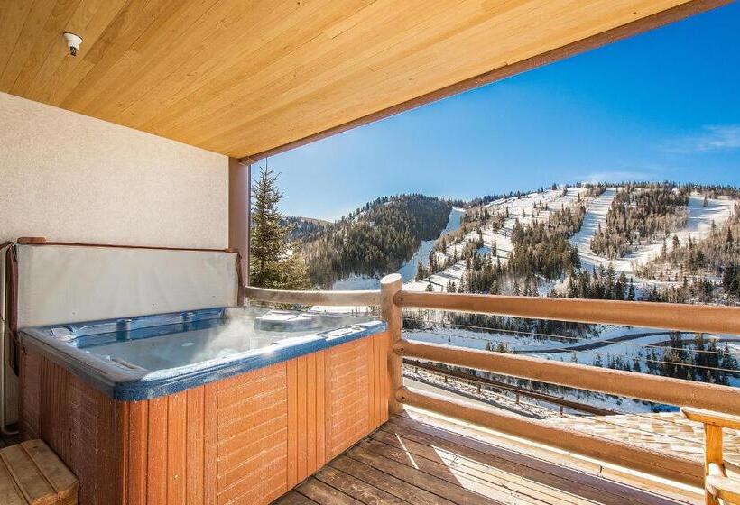 غرفة ديلوكس مزوَّدة بجاكوزي, Stein Eriksen Lodge Deer Valley