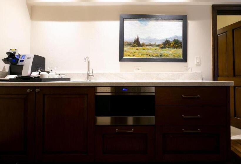 جناح, Stein Eriksen Lodge Deer Valley