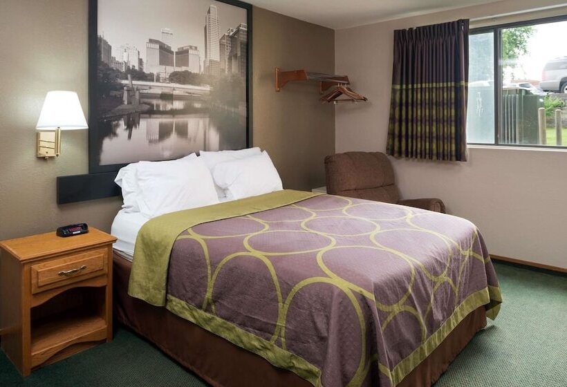 اتاق استاندارد, Super 8 By Wyndham Omaha Ne