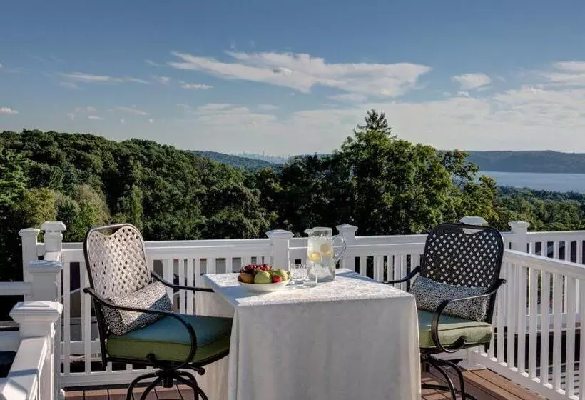 キングサイズベッドのスタンダードルーム, Tarrytown House Estate On The Hudson