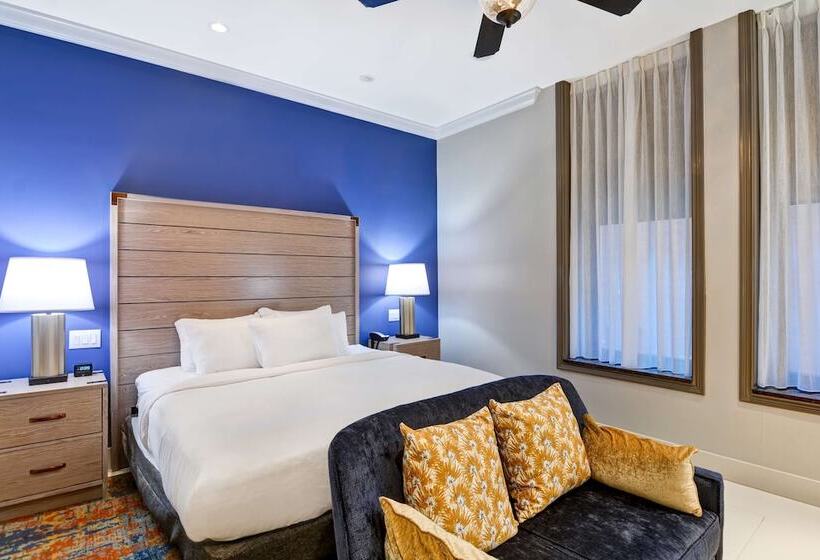 Quarto Premium, The Cincinnatian Hotel Curio Collection By Hilton
