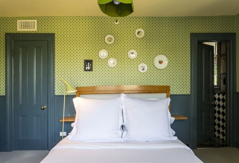 غرفة قياسية, The Maidstone Inn