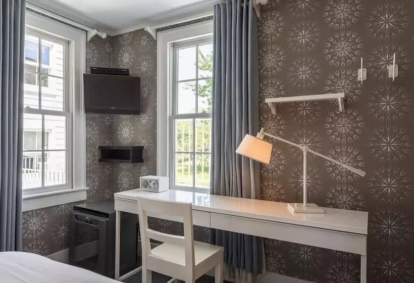اتاق استاندارد, The Maidstone Inn