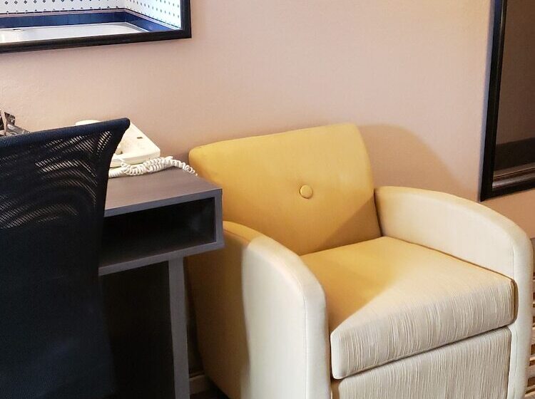 디럭스 룸, Super 8 By Wyndham North Platte