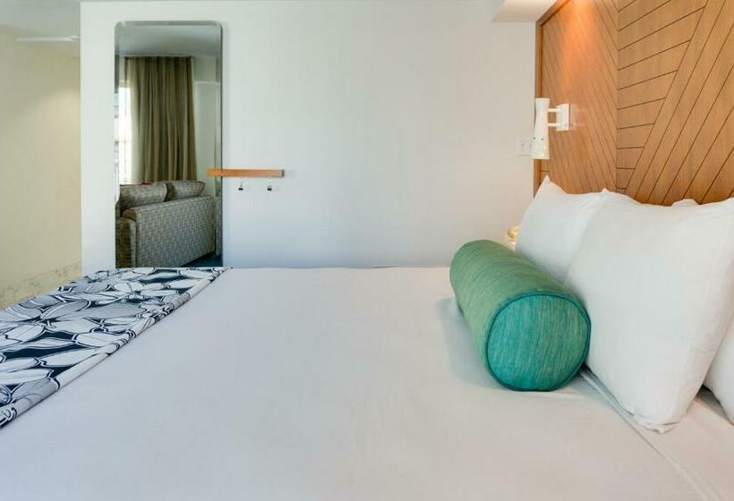 جناح جونيور مزود بمطبخ, Oasis Hotel Waikiki