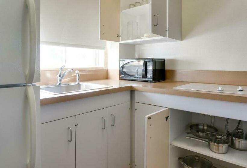 جناح جونيور مزود بمطبخ, Oasis Hotel Waikiki