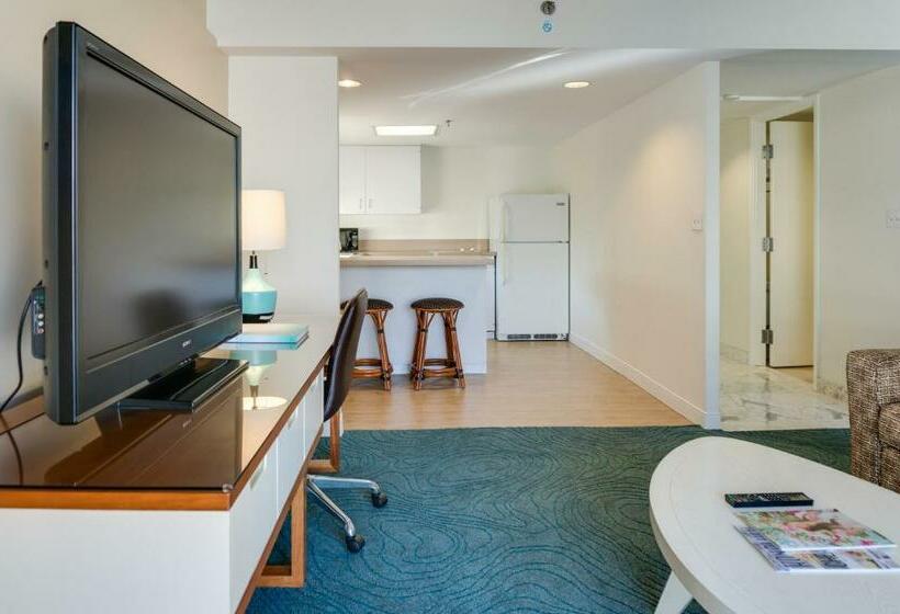 جناح جونيور مزود بمطبخ, Oasis Hotel Waikiki