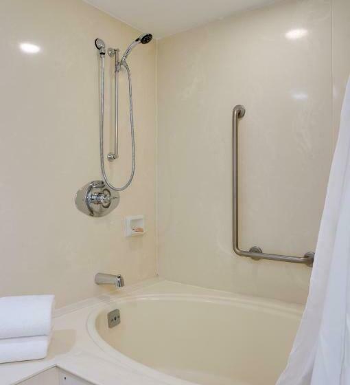 سوییت جونیور, Oasis Hotel Waikiki