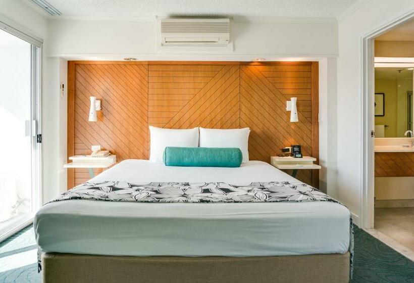 جناح, Oasis Hotel Waikiki