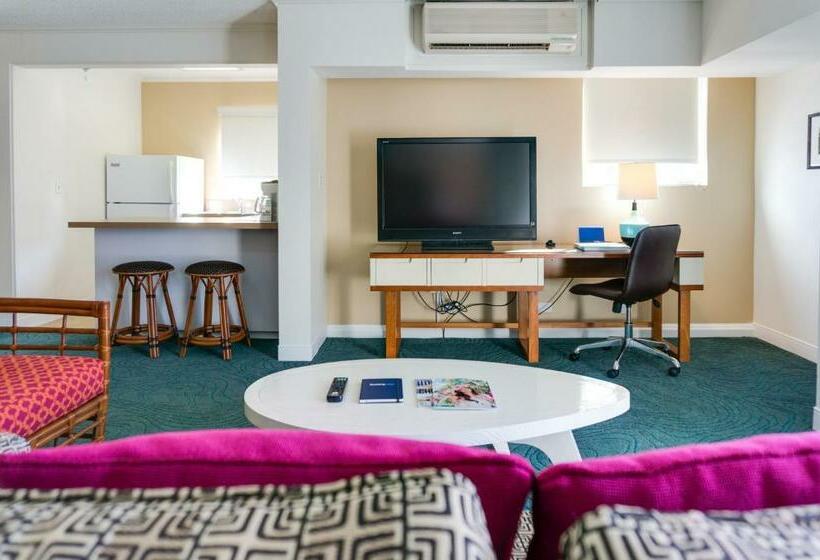 جناح, Oasis Hotel Waikiki