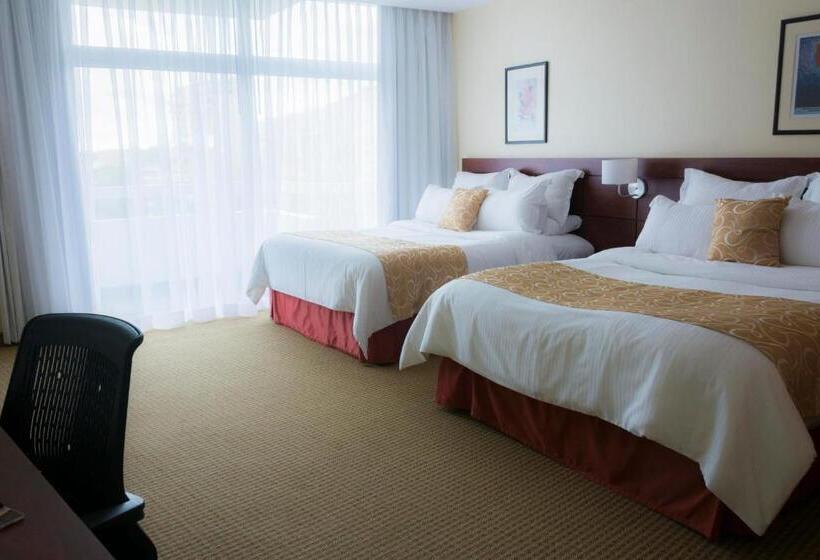 اتاق استاندارد, Continental Altamira