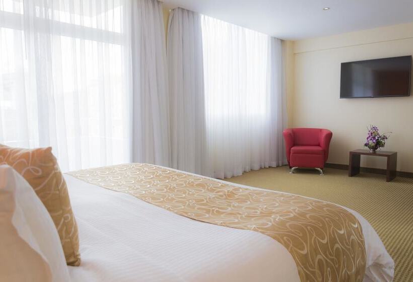 سوییت, Continental Altamira