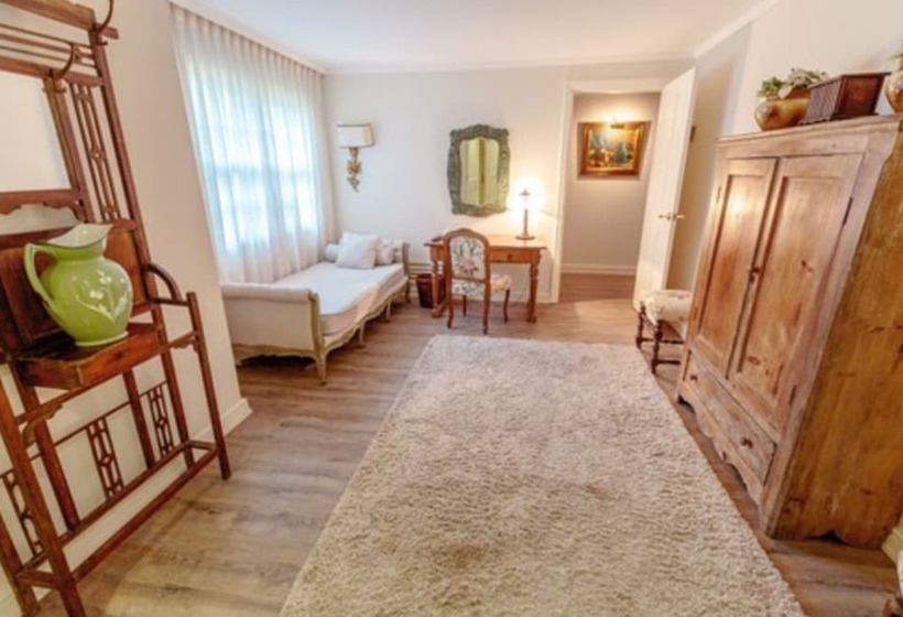 سوییت, L Auberge