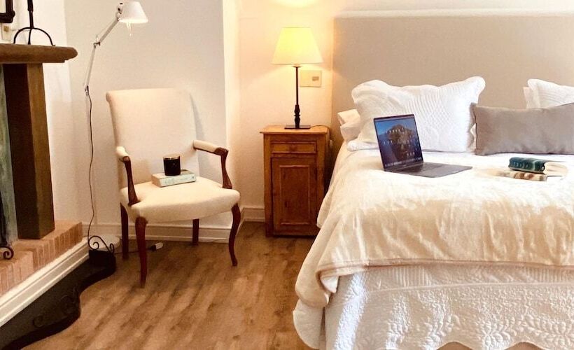 اتاق لوکس, L Auberge