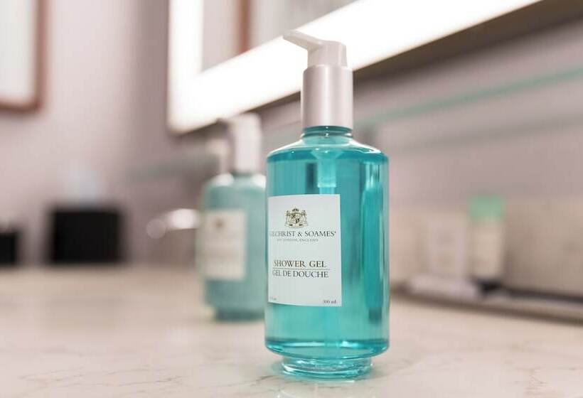 Люкс Кровать Квин, Montrose At Beverly Hills