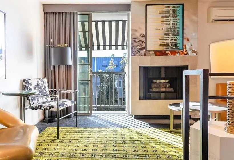 Апартаменты 1 Спальня, Montrose At Beverly Hills