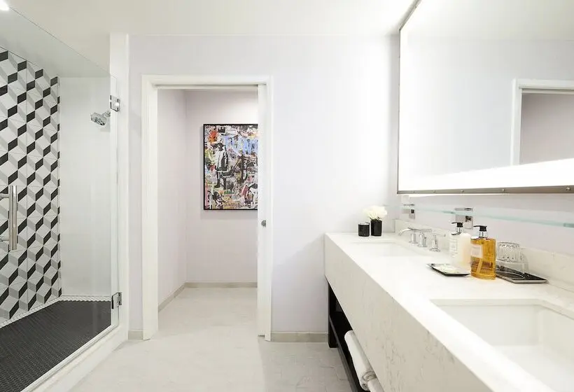 Люкс Премиум, Montrose At Beverly Hills