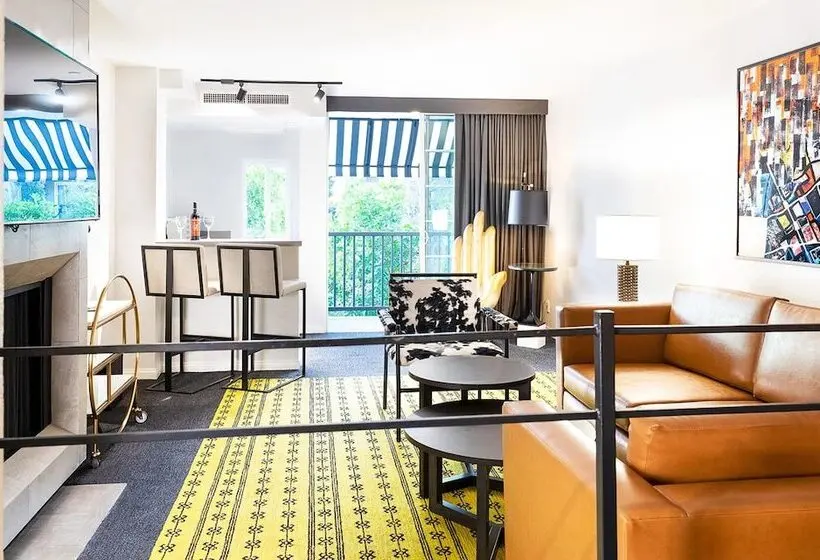 Люкс Премиум, Montrose At Beverly Hills