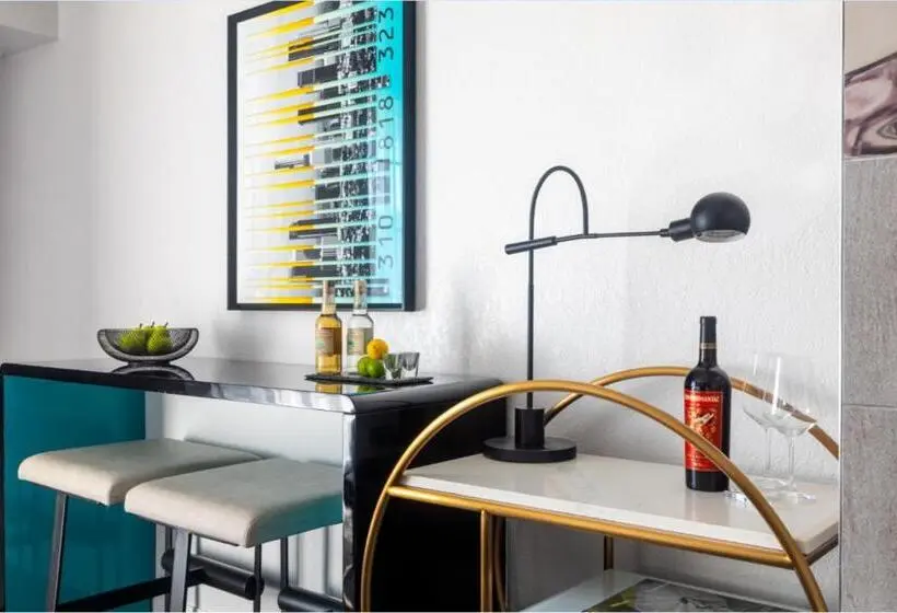 Люкс Кровать Квин, Montrose At Beverly Hills