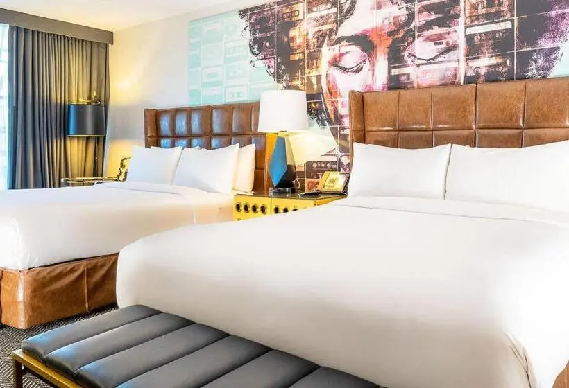 Люкс Кровать Квин, Montrose At Beverly Hills