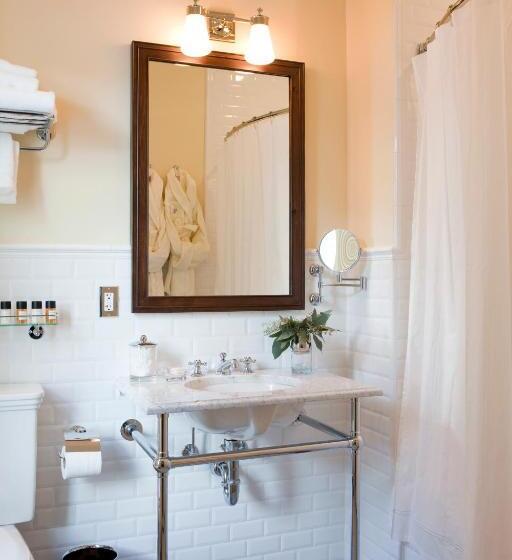 Номер Deluxe Кровать Кинг Вид на Город, New Sheridan