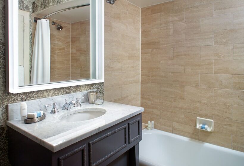 Люкс, Omni Shoreham