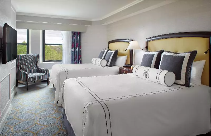 سوئیت کلاسیک, Omni Shoreham