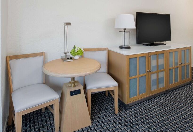 غرفة ديلوكس, The Lodge At Tiburon