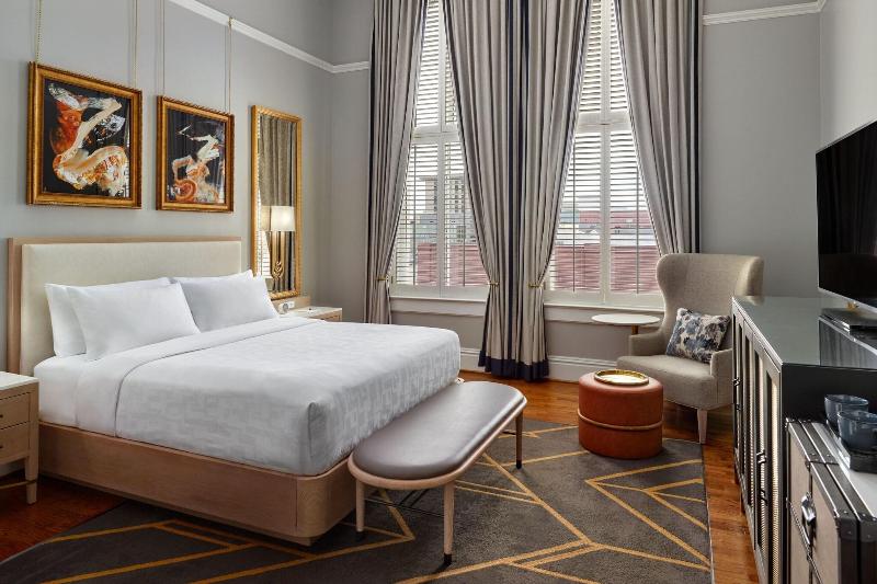 חדר דחוקס עם מיטת קינג, The Tremont House, Galveston, A Tribute Portfolio