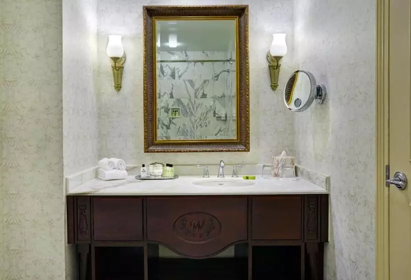 سوئیت با تخت بزرگ, Willard Intercontinental Washington, An Ihg